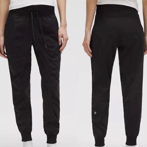Lululemon Dance Studio Mid-Rise Jogger in Black Size 0 26” Inseam Activewear - Picture 1 of 12